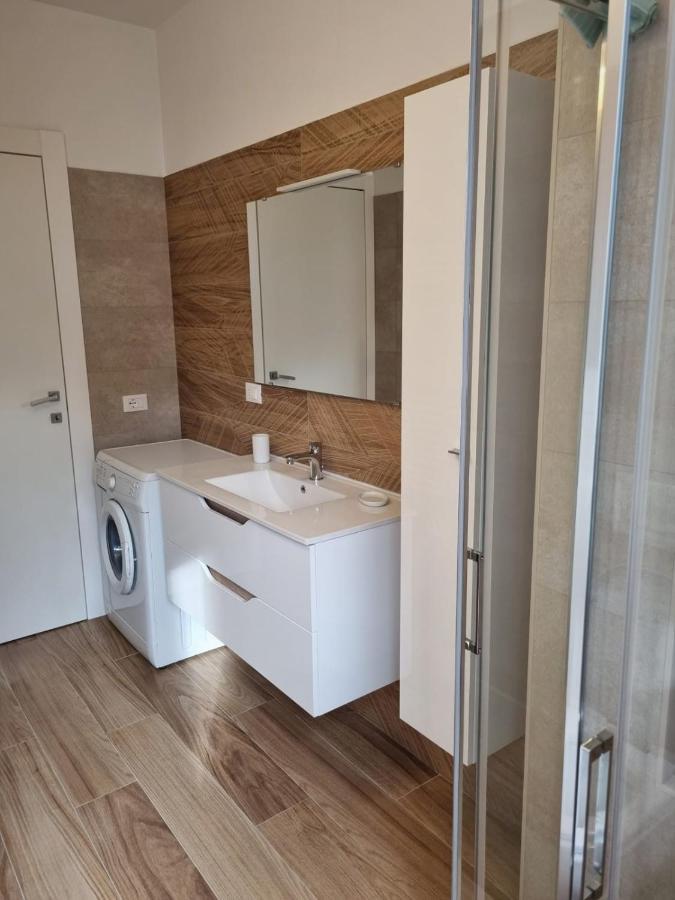New Apartment Close To The Cinque Terre 斯培西亚 外观 照片